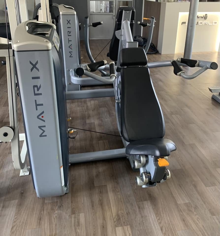Edzőgép a Fit World Kalocsa teremben